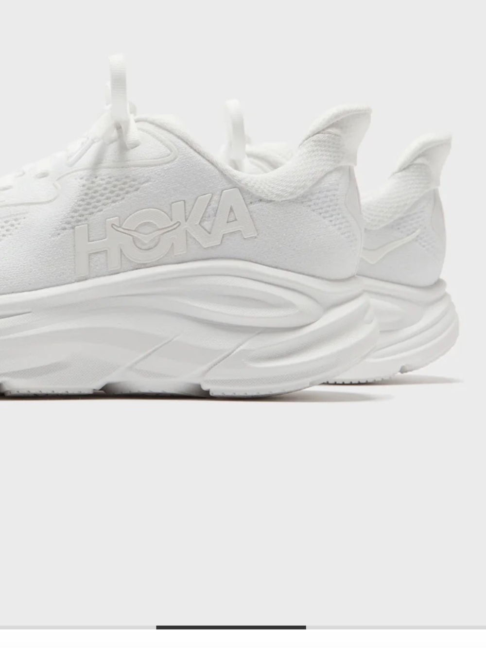 HOKA Clifton 10 EVERYDAY RUNNING Shoes
size women 7.5 White / White gently used - Picture 5 of 16
